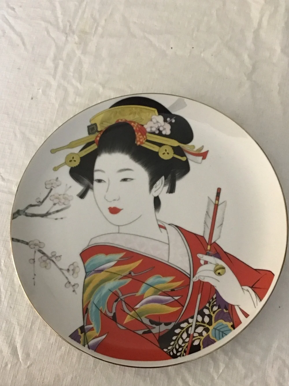 Decorative Geisha Motif Wall Plate - Red
